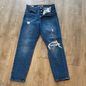 LEVI’S Wedgie Jeans Size 25 Distressed Button Fly Dark Wash